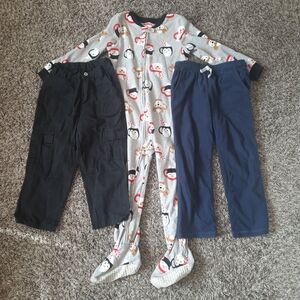 Carter's Boy 3 Piece Lot Christmas Pajamas Cargo Pants Sweat Pants Size 5T